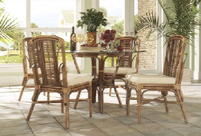 1856_Bayview_Rd_Table_Chairs.jpg